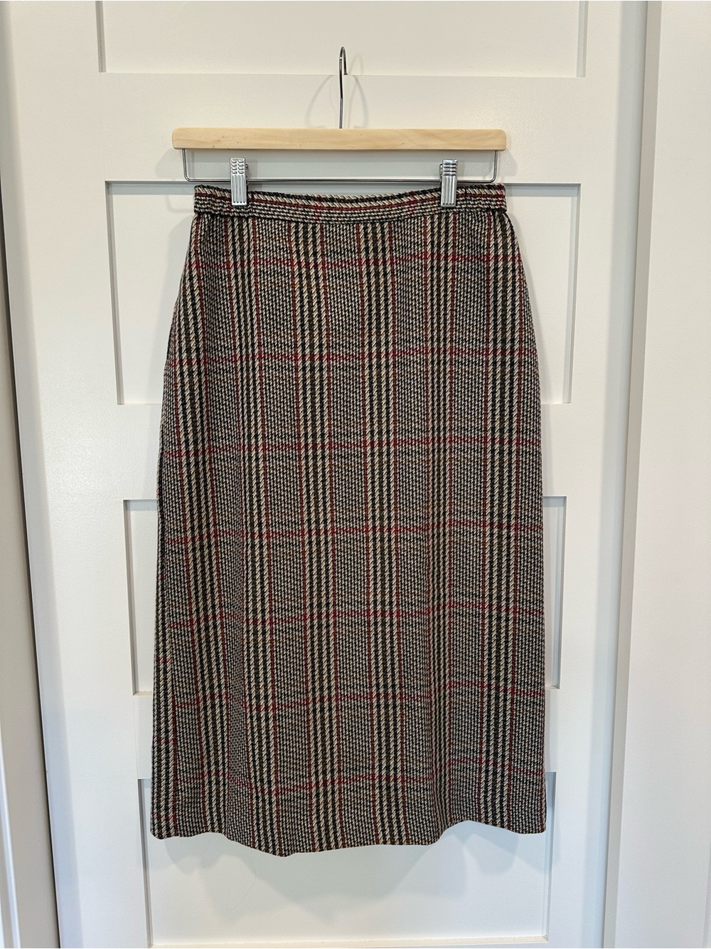 Beautiful Vintage 100% Wool Midi Skirt